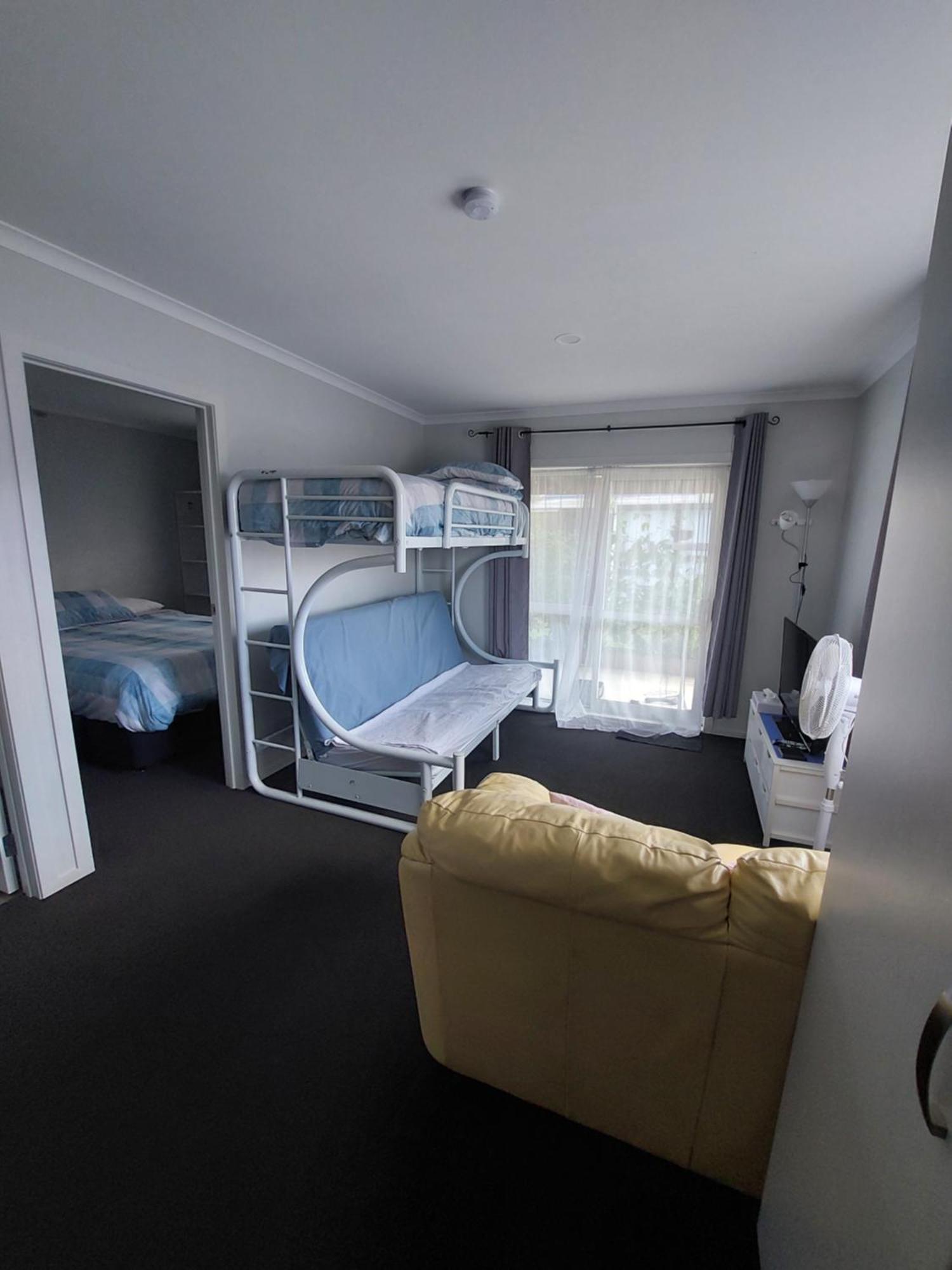 Comfortable 1 Bedroom Perfect For Travelers Or Workers Horotiu Ngoại thất bức ảnh